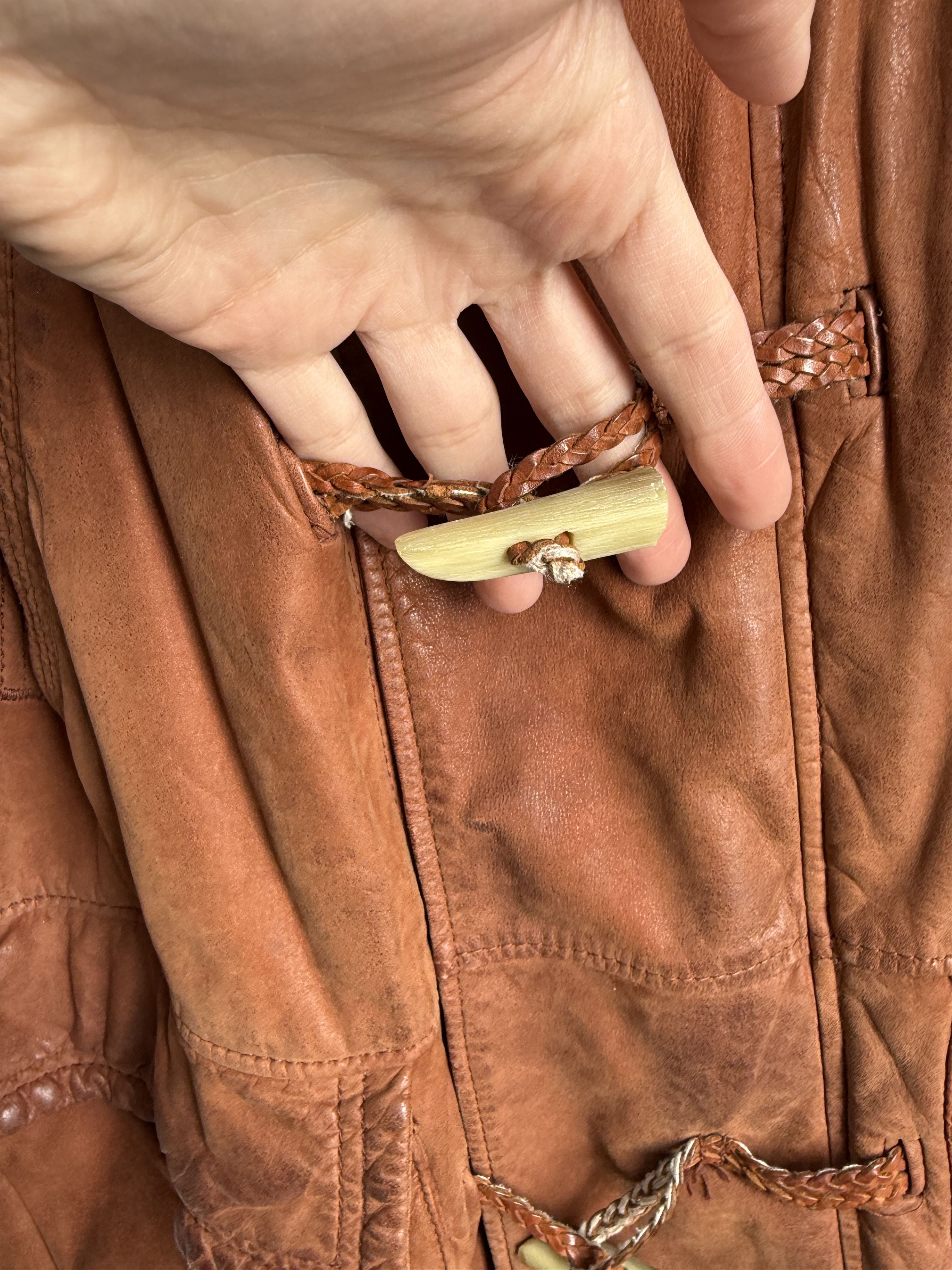 Hugo Boss Vintage 90s Hugo Boss Leather duffle coat toggle jacket Size US L / EU 52-54 / 3 - 10 Thumbnail