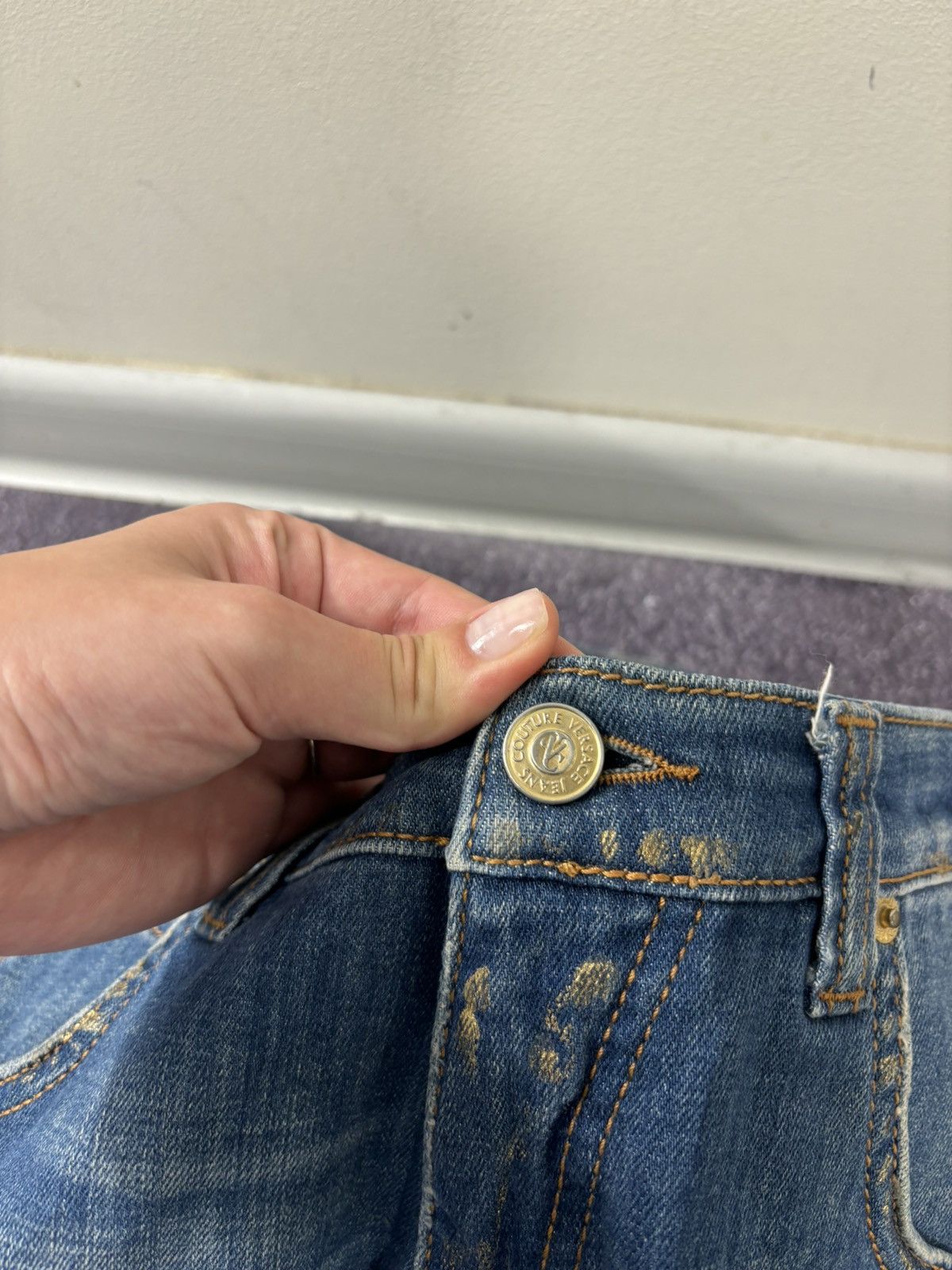Versace Jeans Couture Versace Jeans Couture Women’s Faded Blue Denim Cropped Jeans Size 30" / US 8 / IT 44 - 6 Thumbnail