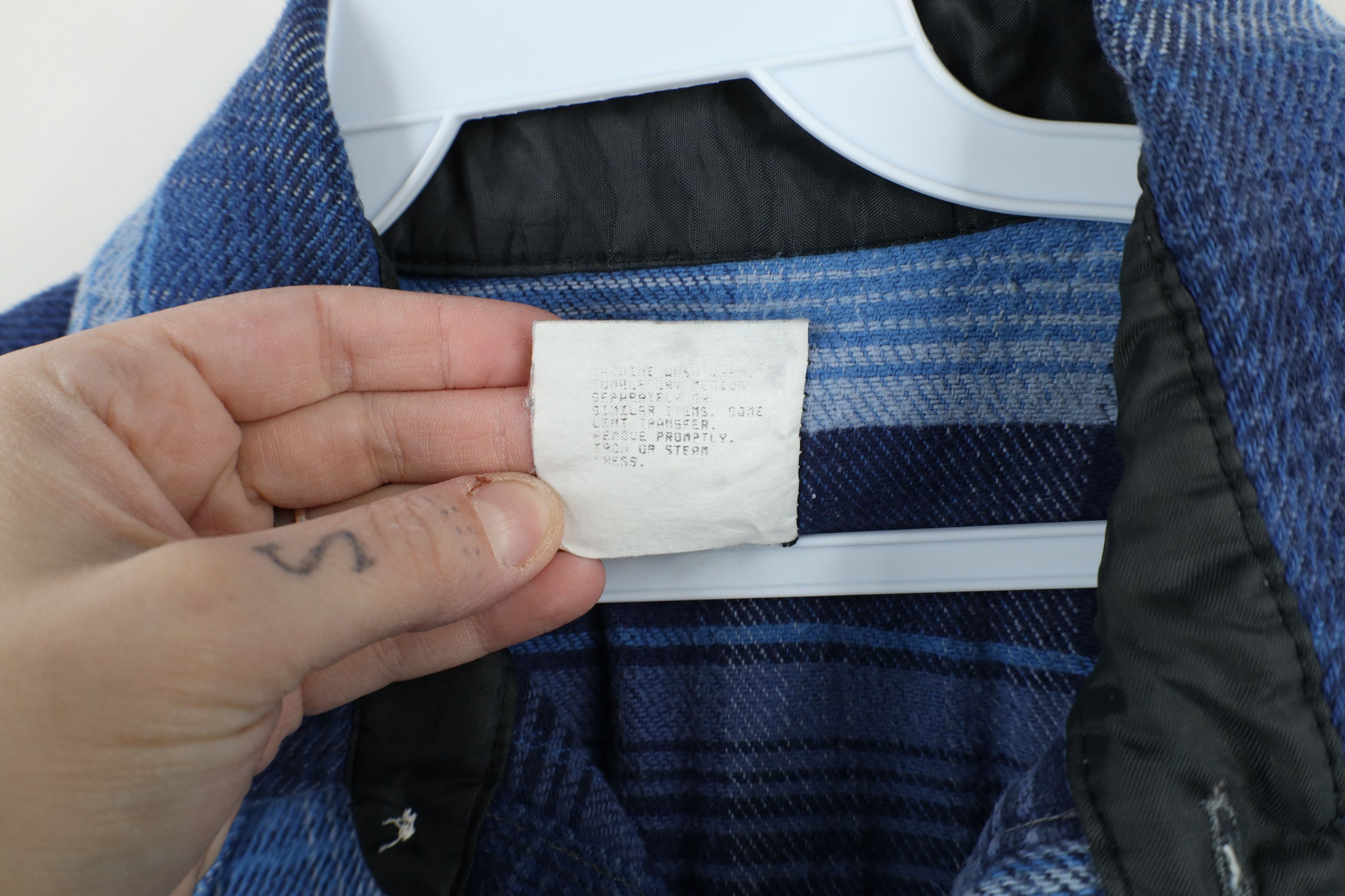 Vintage Vintage 90s Streetwear Heavy Western Snap Button Shirt Size US XL / EU 56 / 4 - 7 Thumbnail
