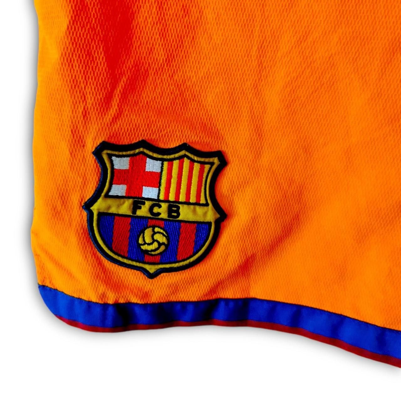 Nike Fc Barcelona 2006 2007 2008 Away Third Shirt fcb barca Size US L / EU 52-54 / 3 - 2 Thumbnail