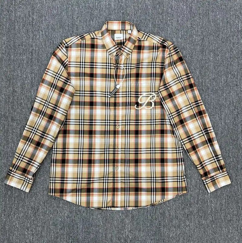 Burberry Burberry Men's Long Sleeve Color Block Shirt Size US XL / EU 56 / 4 - 1 Thumbnail