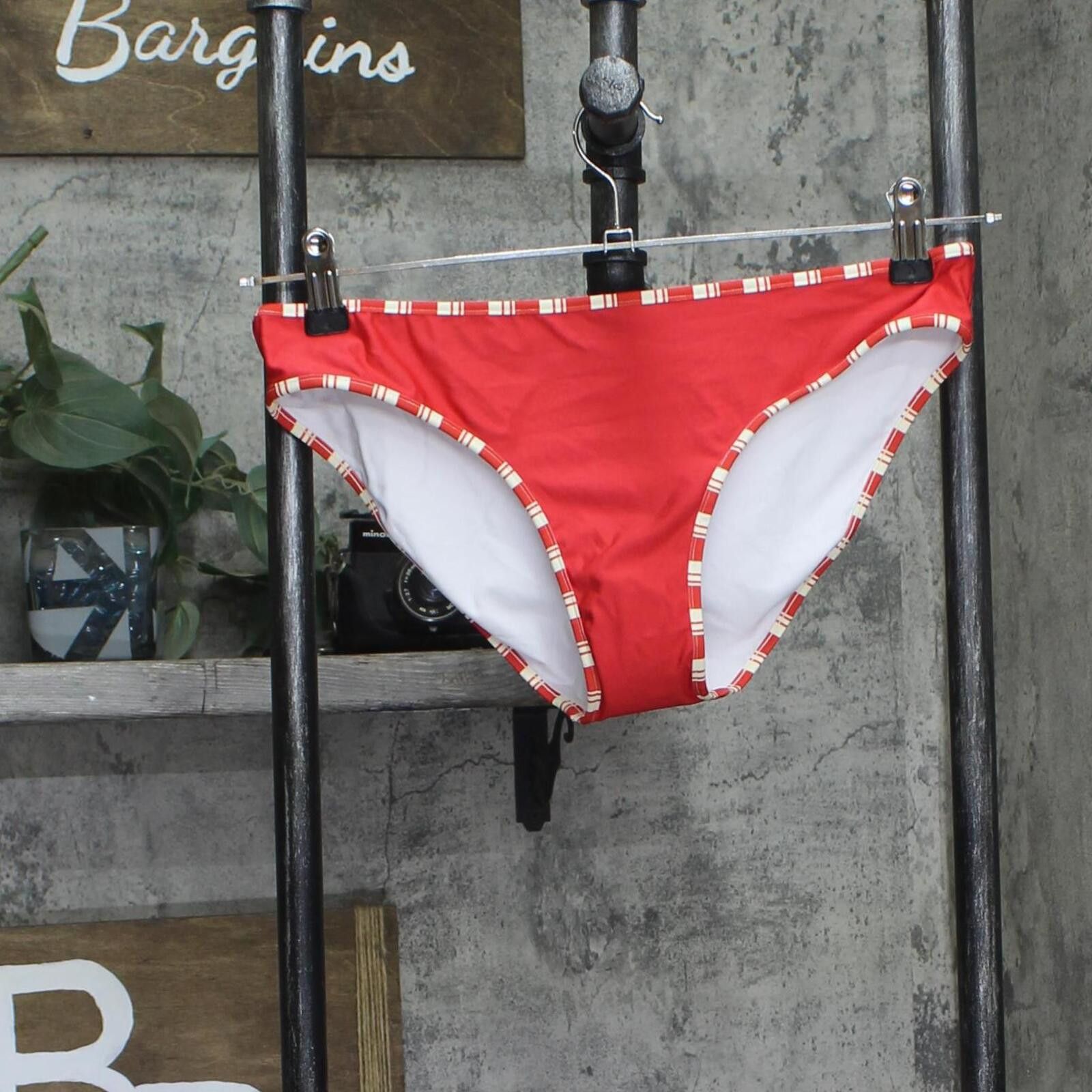 Aquascutum Aqua On Waistband Swim Bikini Bottoms Red See Measurements Size ONE SIZE - 1 Thumbnail