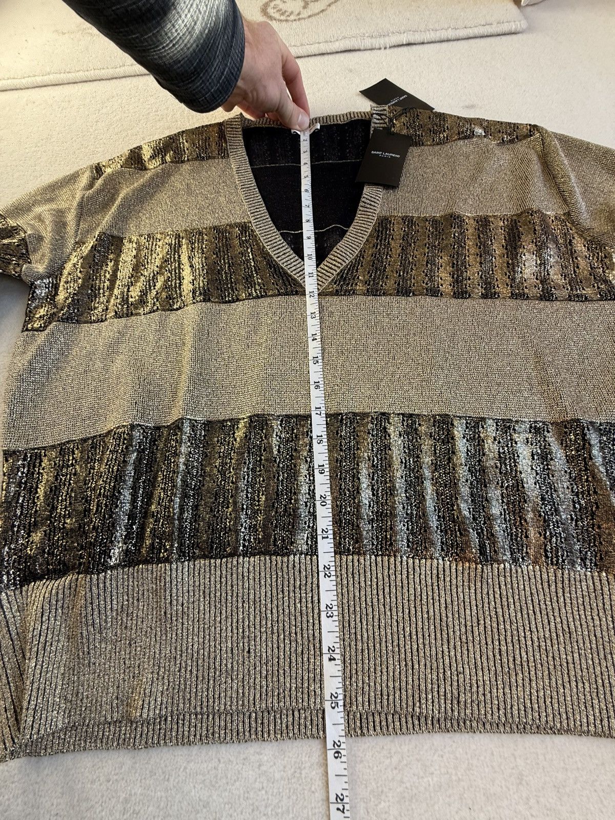 Saint Laurent Paris $1.3k FW19 Saint Laurent metallic gold v neck sweater XL Size US XL / EU 56 / 4 - 5 Thumbnail