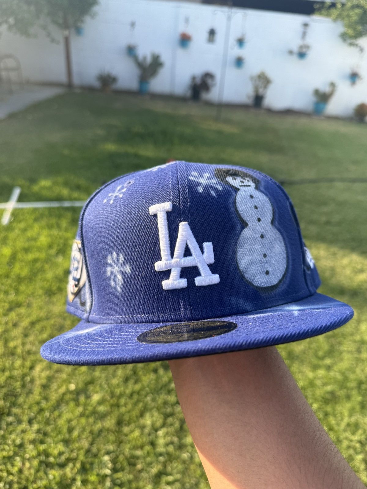 New Era 7 3/8 Airbrushed Fitted Dodger Hat Size ONE SIZE - 1 Thumbnail