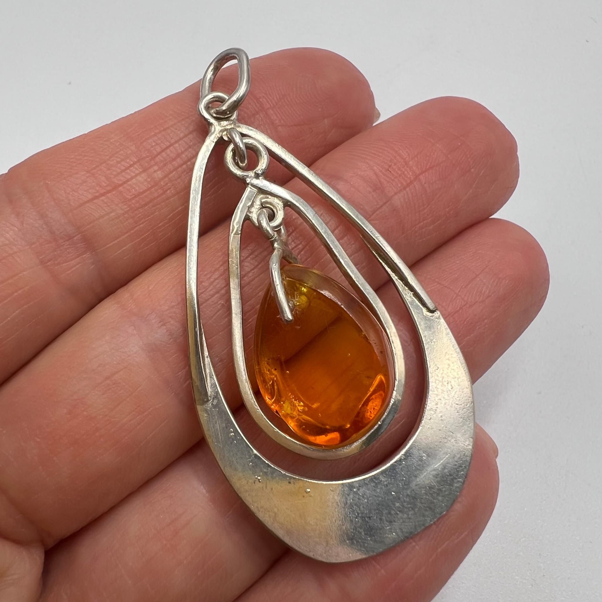 Sterling Silver × Vintage Vintage Style Sterling Silver Teardrop Amber Pendant Jewelry Size ONE SIZE - 2 Thumbnail