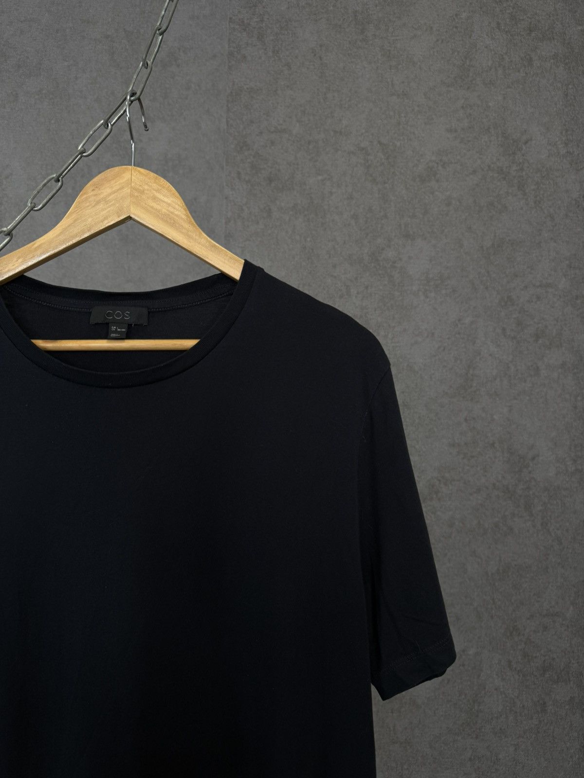 Cos × Designer COS designer blanc tee Size US L / EU 52-54 / 3 - 2 Thumbnail