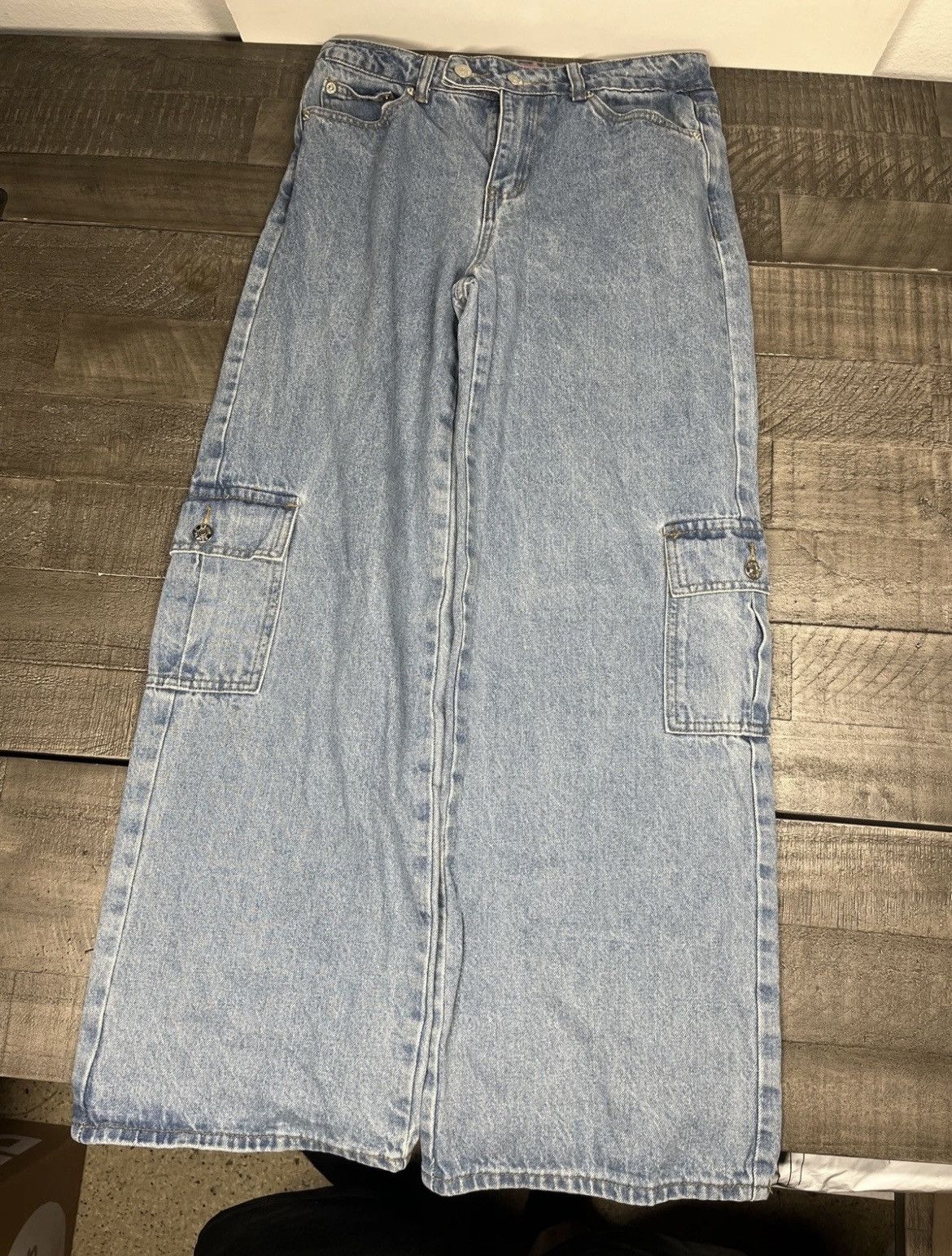 Other Edikted Cargo Jeans Baggy Size US 29 - 1 Thumbnail