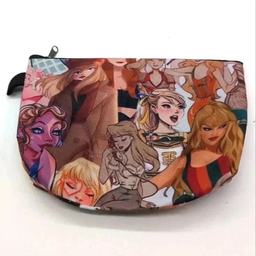Other Ladies Taylor Swift makeup Travel/ toothbrush Bag NWOT Size ONE SIZE - 1 Thumbnail