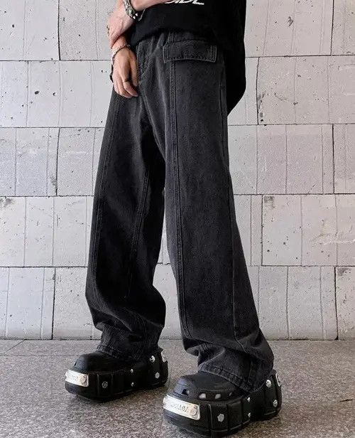 image of Vintage Pocket Baggy Jeans in Black, Men's (Size 31)