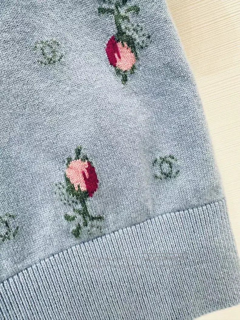 Chanel Chanel Autumn and winter light blue small flower knitted s Size XS / US 0-2 / IT 36-38 - 4 Thumbnail