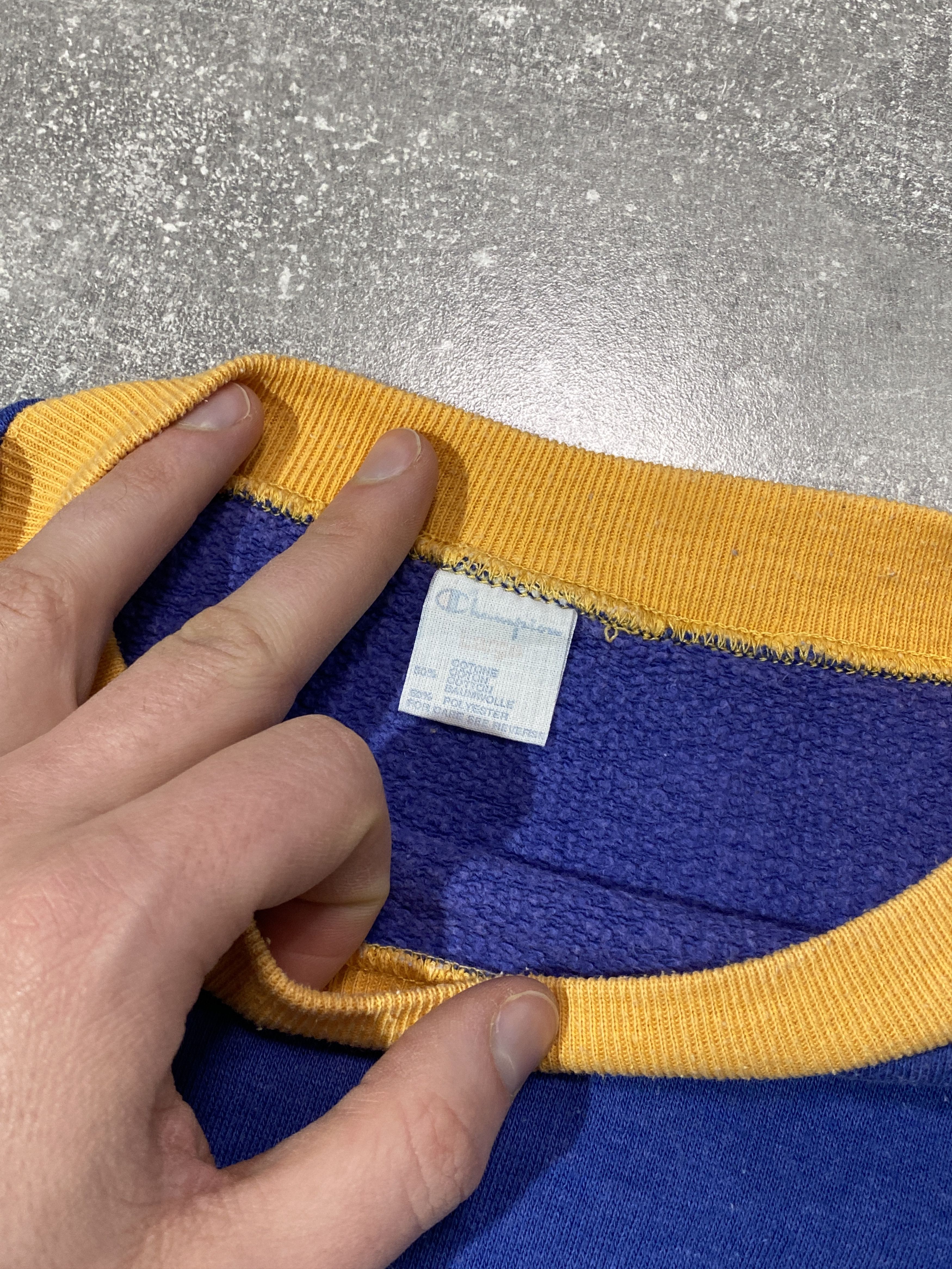 Champion Vintage 90s Champion crewneck Size US S / EU 44-46 / 1 - 7 Thumbnail