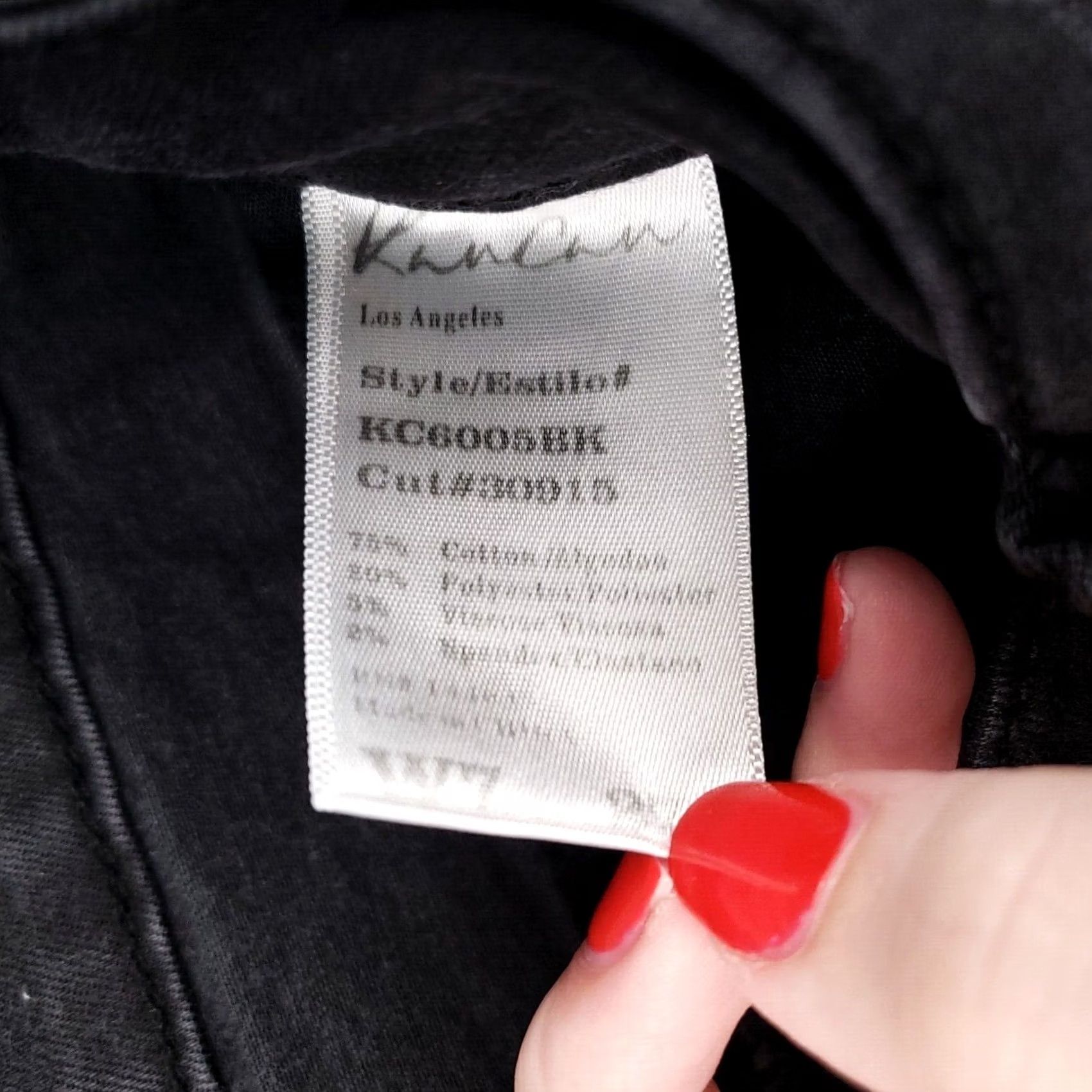 Vintage KanCan Shorts Womens Black Hot Pants Size 7 Dark Wash Denim Mid Rise Distressed Size 27" / US 4 / IT 40 - 3 Thumbnail