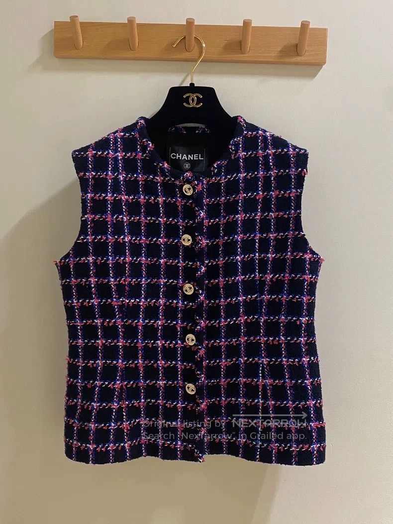 Chanel Chanel 24-year-old purple plaid vest Size XS / US 0-2 / IT 36-38 - 1 Thumbnail