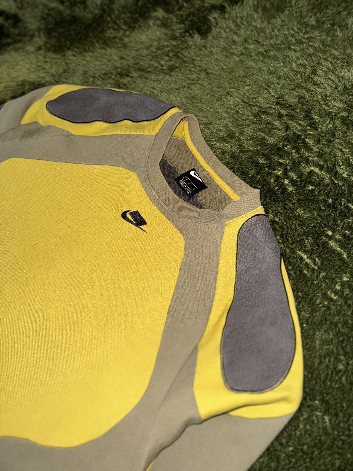 Nike [L] Nike NSW Body Map Panel Sweatshirt Size US L / EU 52-54 / 3 - 2 Thumbnail
