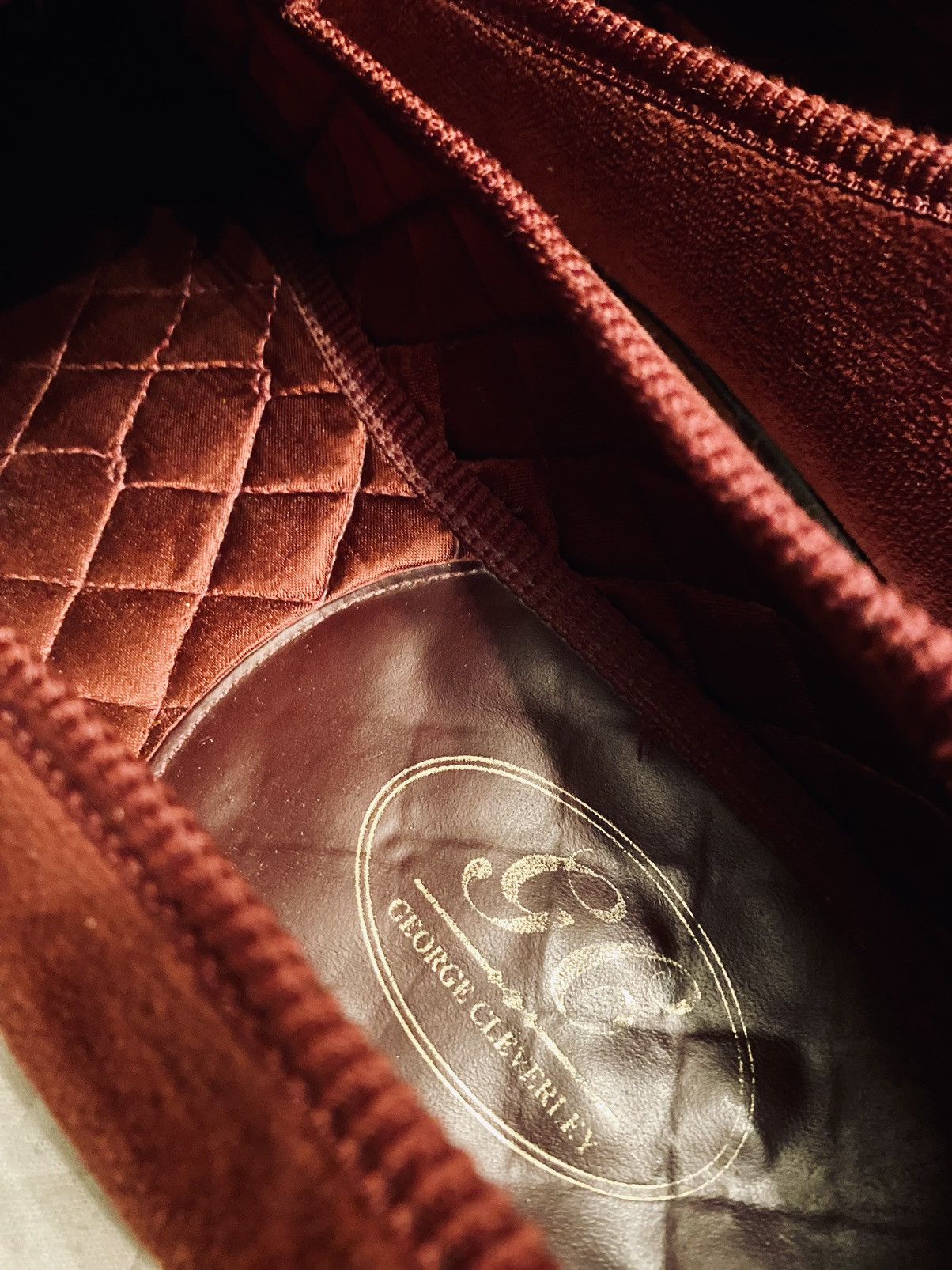 George Cleverley GEORGE CLEVERLEY 🏴󠁧󠁢󠁥󠁮󠁧󠁿 RED VELVET ALBERT SATIN QUILT LOAFER 12 Size US 12 / EU 45 - 2 Thumbnail