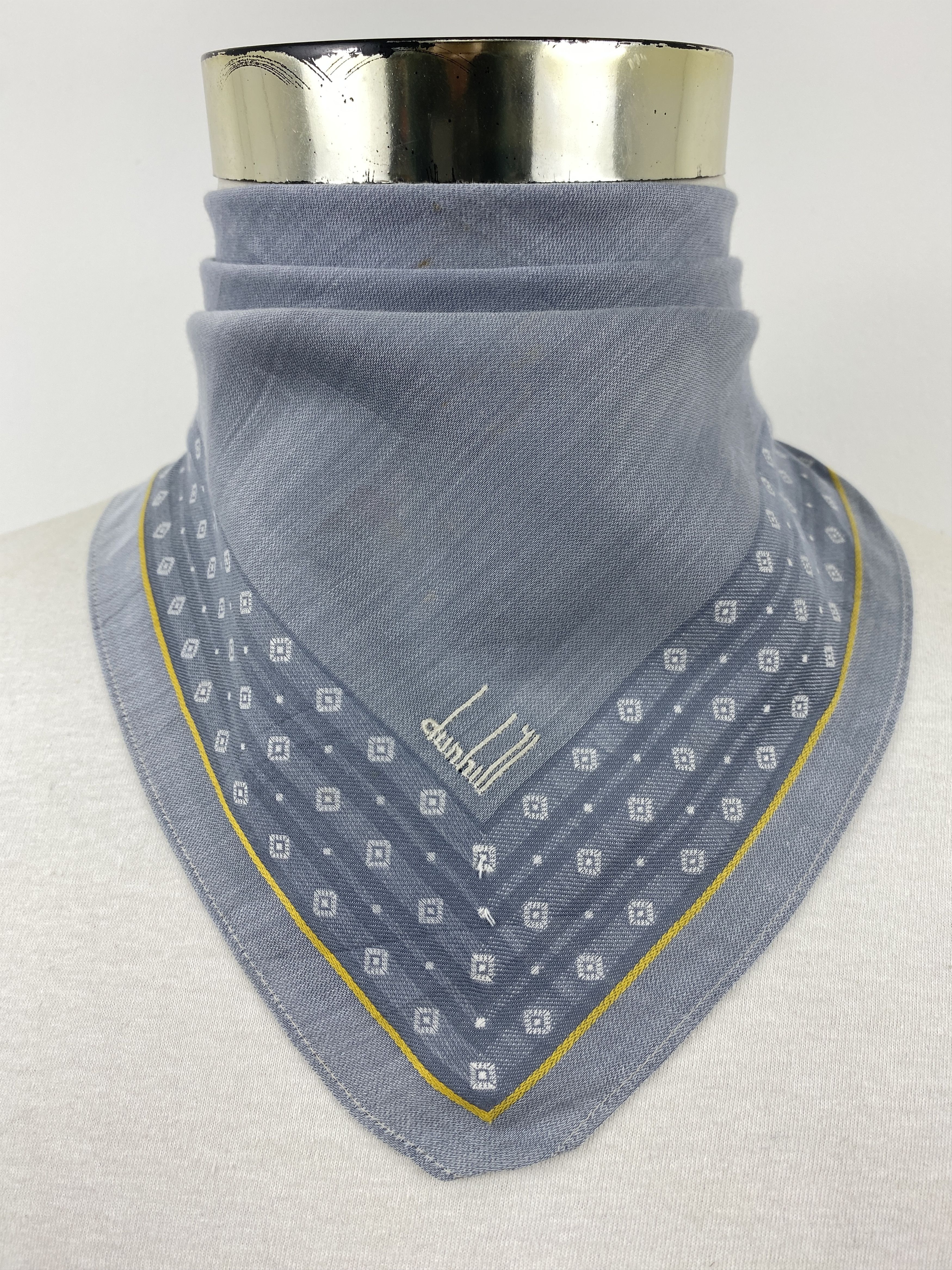 Alfred Dunhill Dunhill Handkerchief / Bandana / Neckerchief HKC0786 Size ONE SIZE - 1 Thumbnail