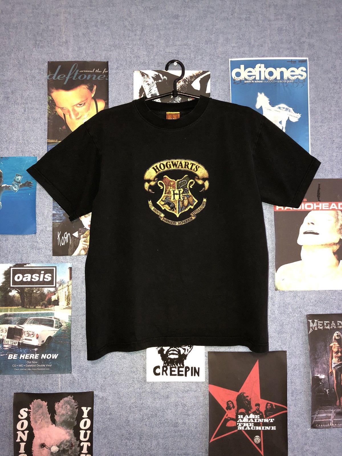 Hanes × Movie × Warner Bros Vintage 2001 Harry Potter Hogwarts Tee 