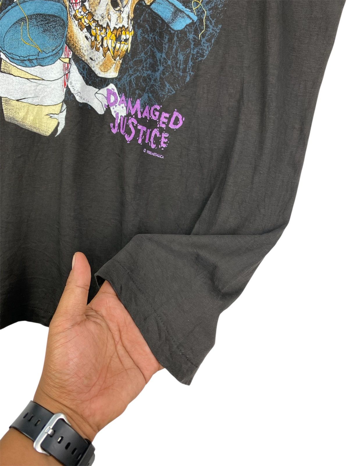 Metallica Rare🔥Vintage 80s Metallica Damaged Justice Pushead Shirt Size US L / EU 52-54 / 3 - 9 Thumbnail
