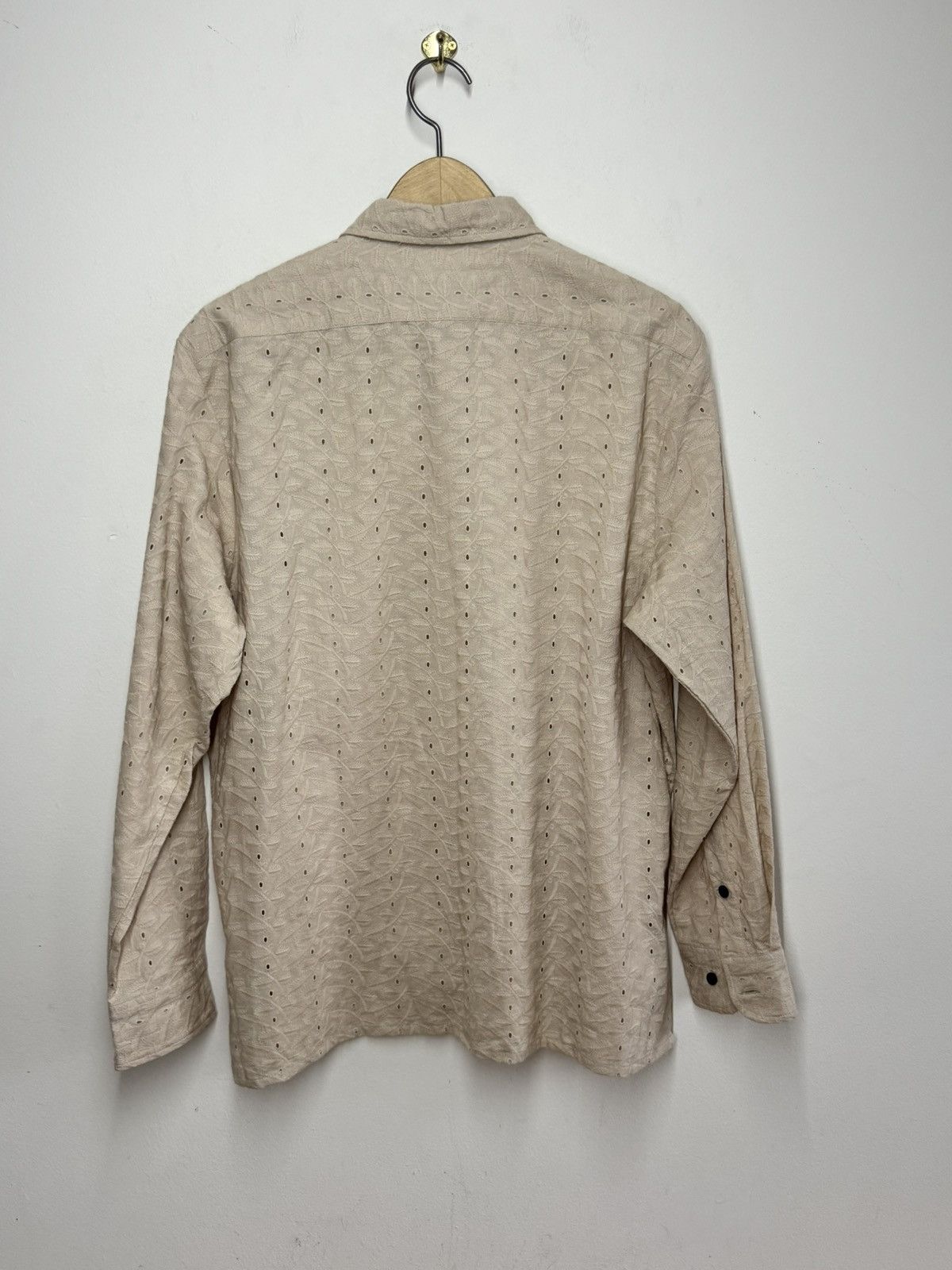 CMMN SWDN CMMN SWDN Beige Embroidered Eyelet Shirt Size 48 Portugal Size US M / EU 48-50 / 2 - 6 Thumbnail