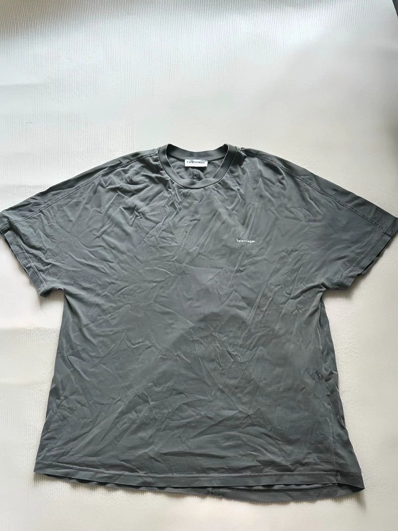 Balenciaga Balenciaga Short Sleeve T-Shirt in Gray - dmc Size US L / EU 52-54 / 3 - 1 Thumbnail