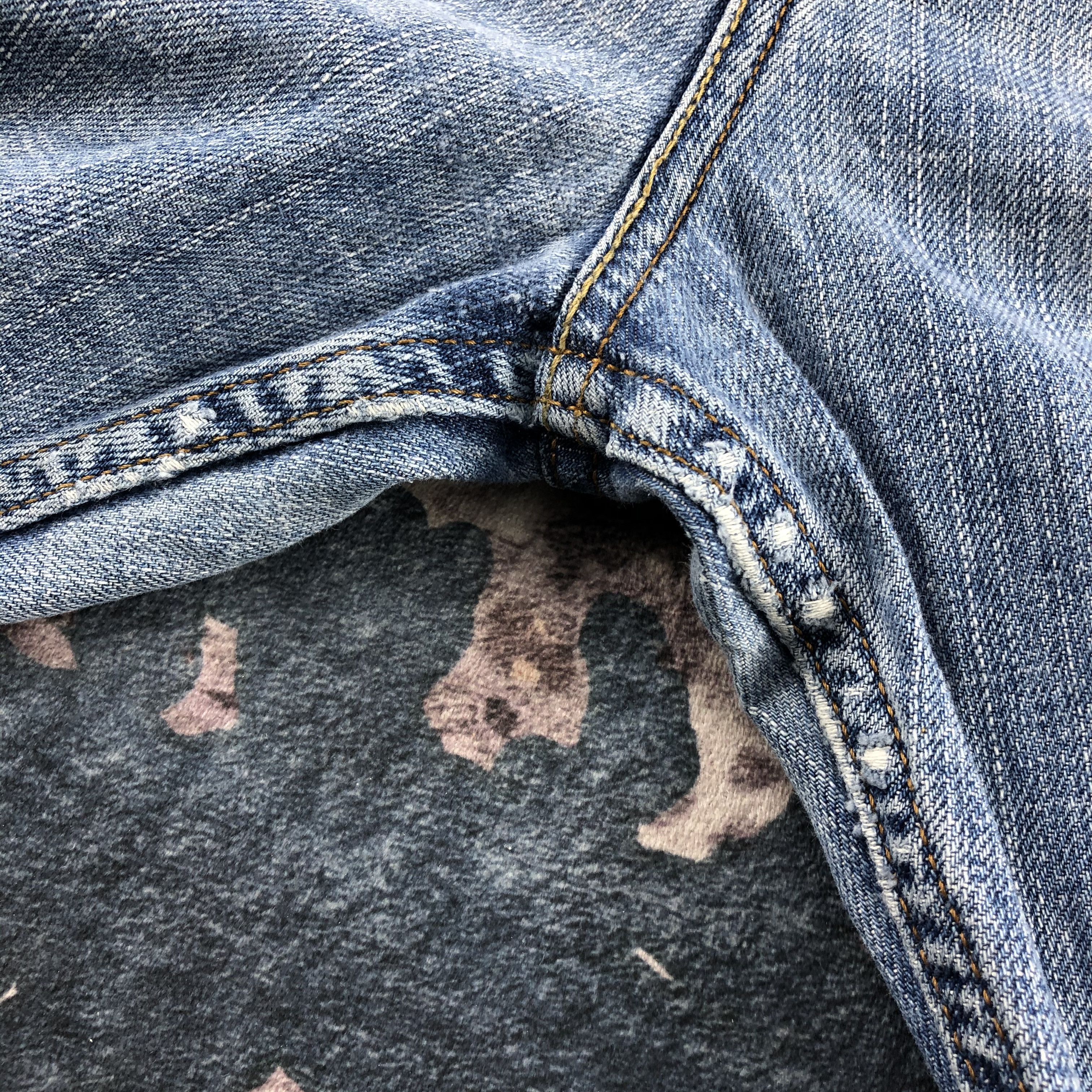 Levi's × Vintage Vintage Blue Wash Levis 569 Jeans-JM3022 Size US 37 - 8 Thumbnail