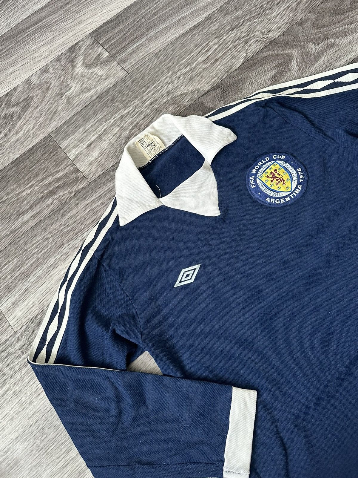 Umbro RARE Umbro Vintage Scotland 1978 World Cup Longsleeve hype Size US S / EU 44-46 / 1 - 3 Thumbnail
