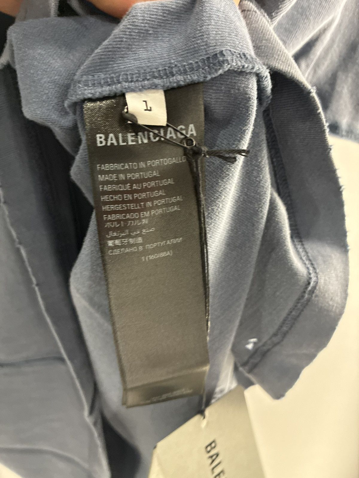 Balenciaga Balenciaga Burning Unity Oversized T shirt Size US S / EU 44-46 / 1 - 5 Thumbnail