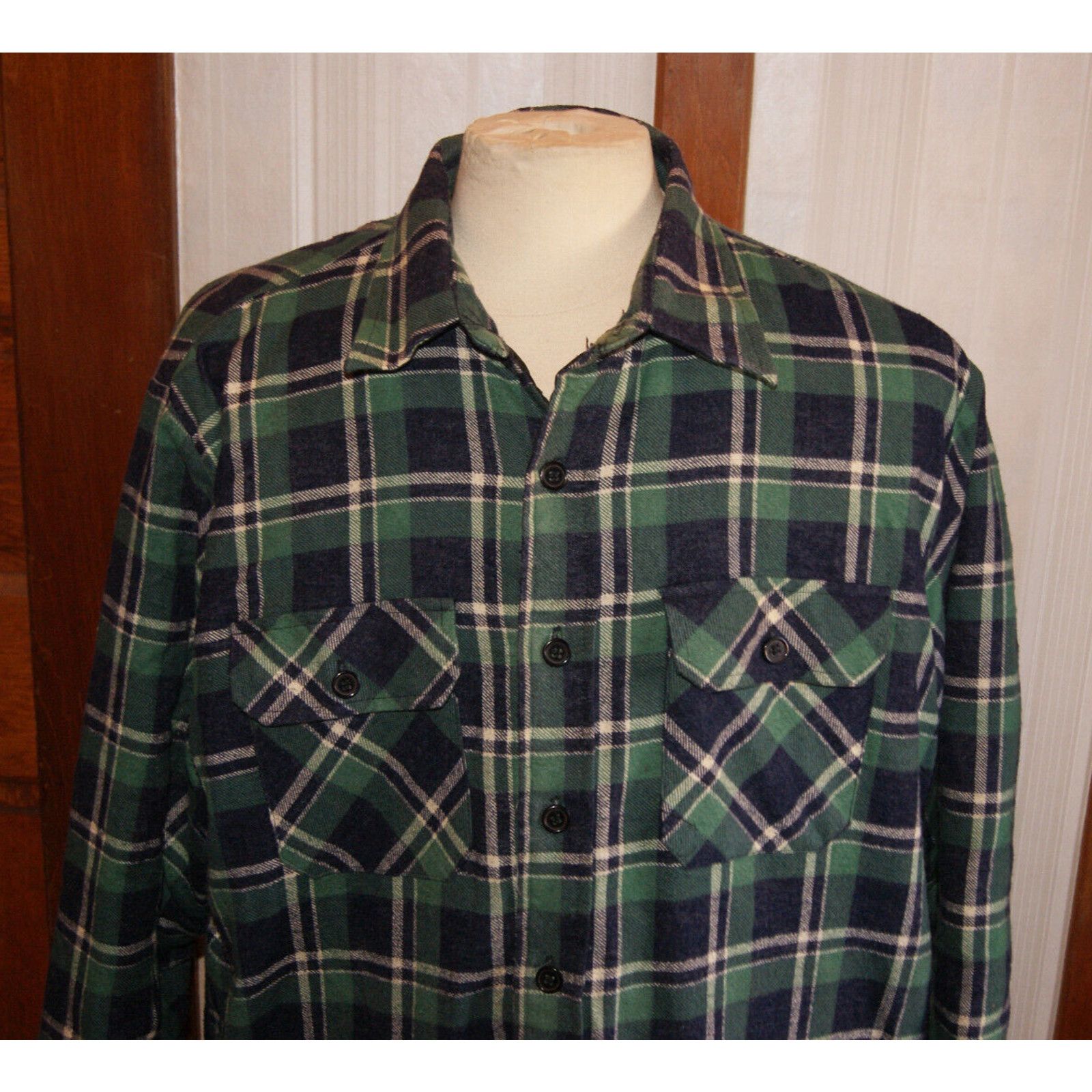 Woodlands VTG WOODLAND Flannel Shirt Mens XL Tall Quilt Lined Shacket Size US XL / EU 56 / 4 - 1 Thumbnail