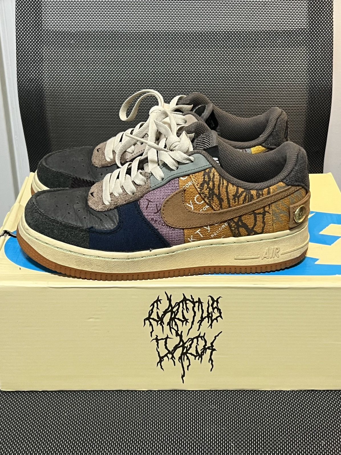 Nike × Travis Scott Nike Air Force 1 x Travis Scott Size US 5 / EU 37 - 1 Thumbnail