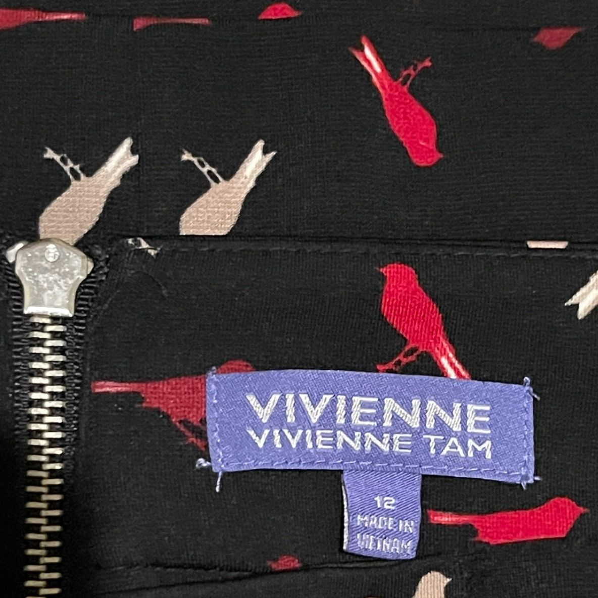 Vivienne Tam Vivienne Tam Whimsical Red & White Bird Print Skirt – S 12 Size 34" / US 12 / IT 48 - 3 Thumbnail