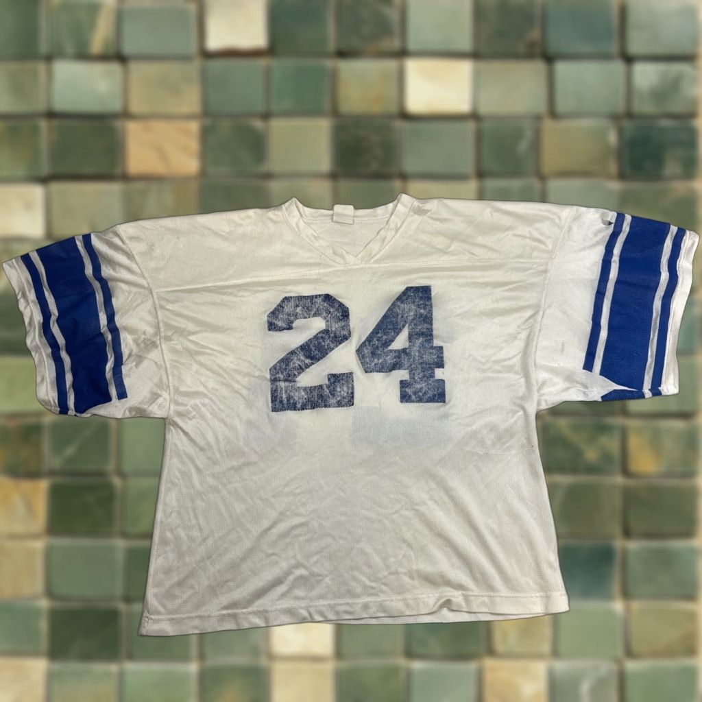 Vintage VINTAGE Optiwear Football Jersey L HIGH SCHOOL Blue White #24 Mens Regular Large White School Activewear Casual United States Pre-owned Fair Size US L / EU 52-54 / 3 - 1 Thumbnail