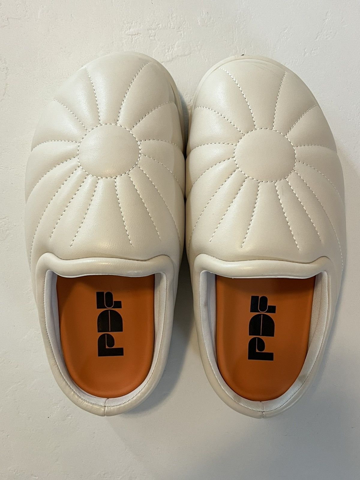 PDF PDF CHANNEL MULES Size US 9 / EU 42 - 1 Thumbnail