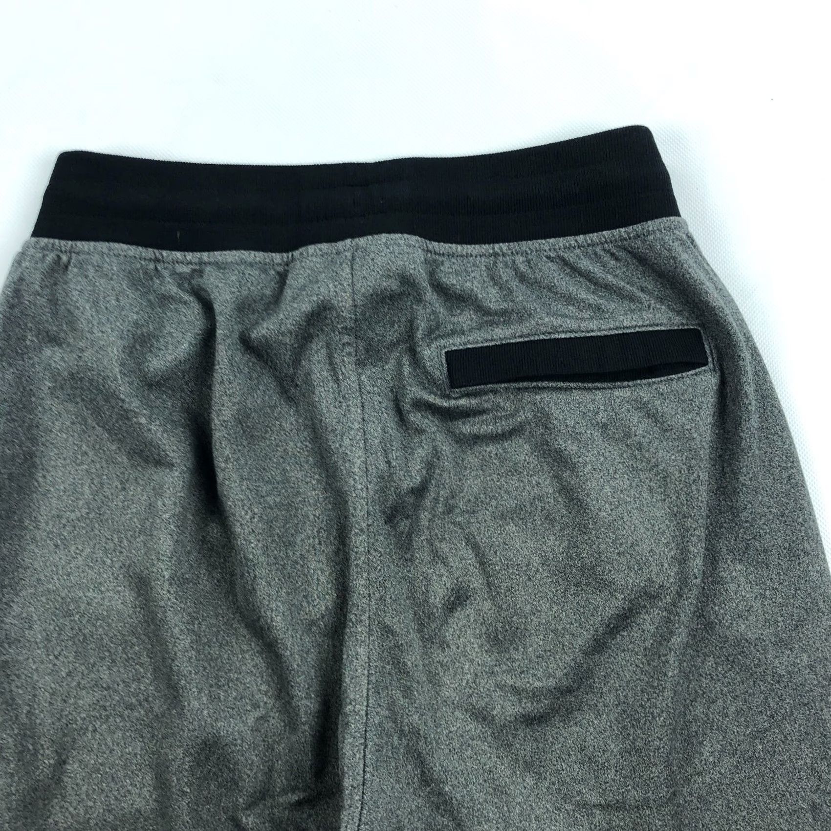 Under Armour Under Armour Sportstyle Tricot Jogger Mens Small Sweatpants Gray 28 in Inseam Pockets Elastic Waist Activewear Size US 29 - 6 Thumbnail