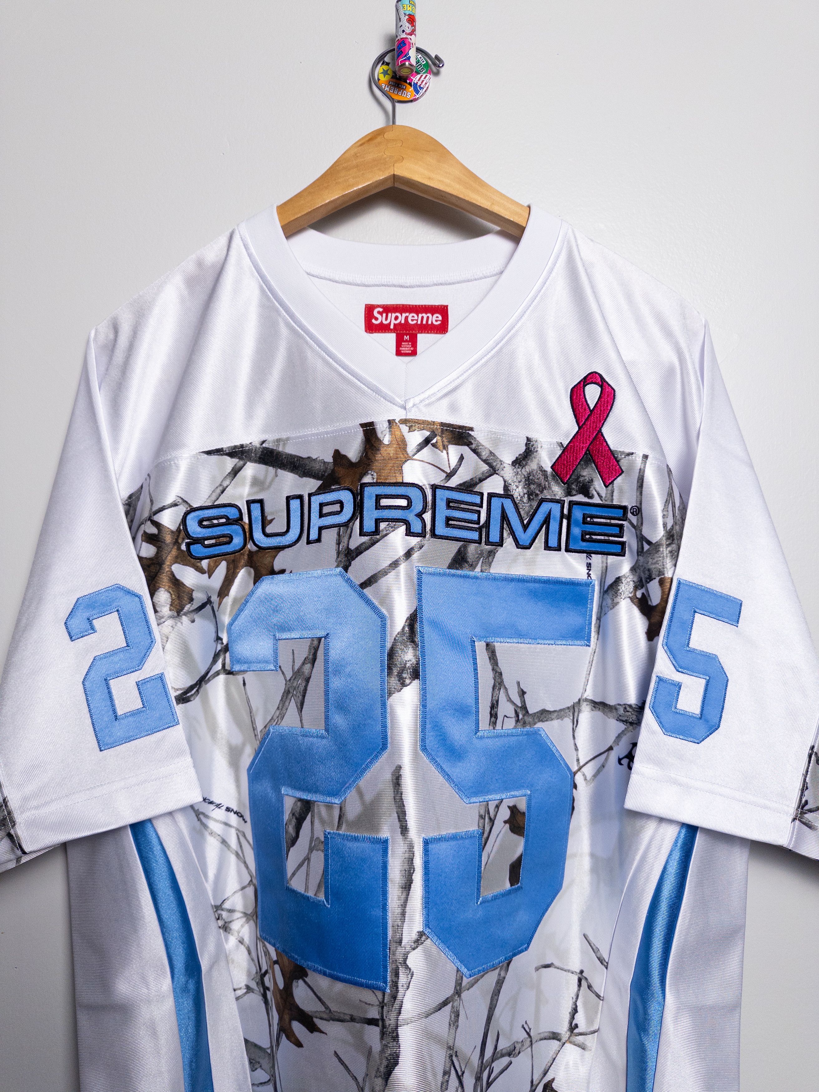 Supreme BREAST CANCER AWARENESS FOOTBALL JERSEY Size US M / EU 48-50 / 2 - 3 Thumbnail