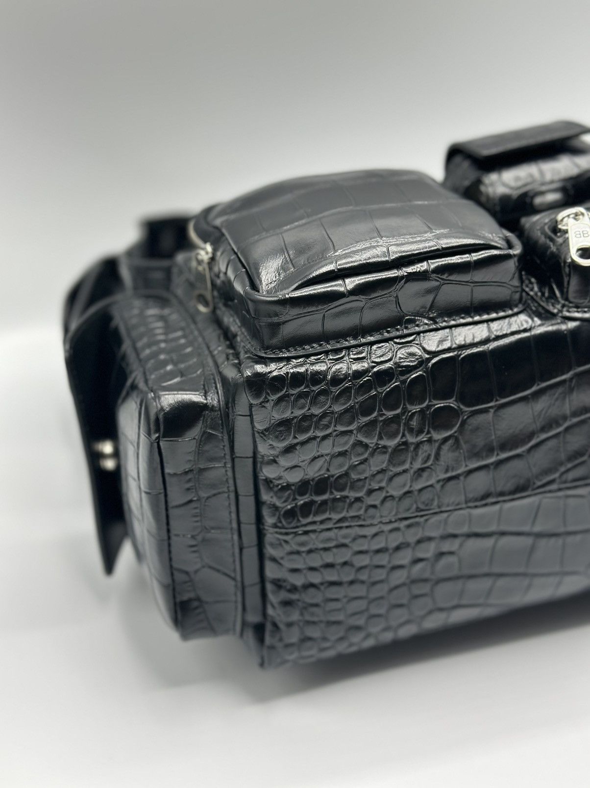 Balenciaga Balenciaga Black Croc Embossed Small Superbusy Sling Bag Size ONE SIZE - 8 Thumbnail