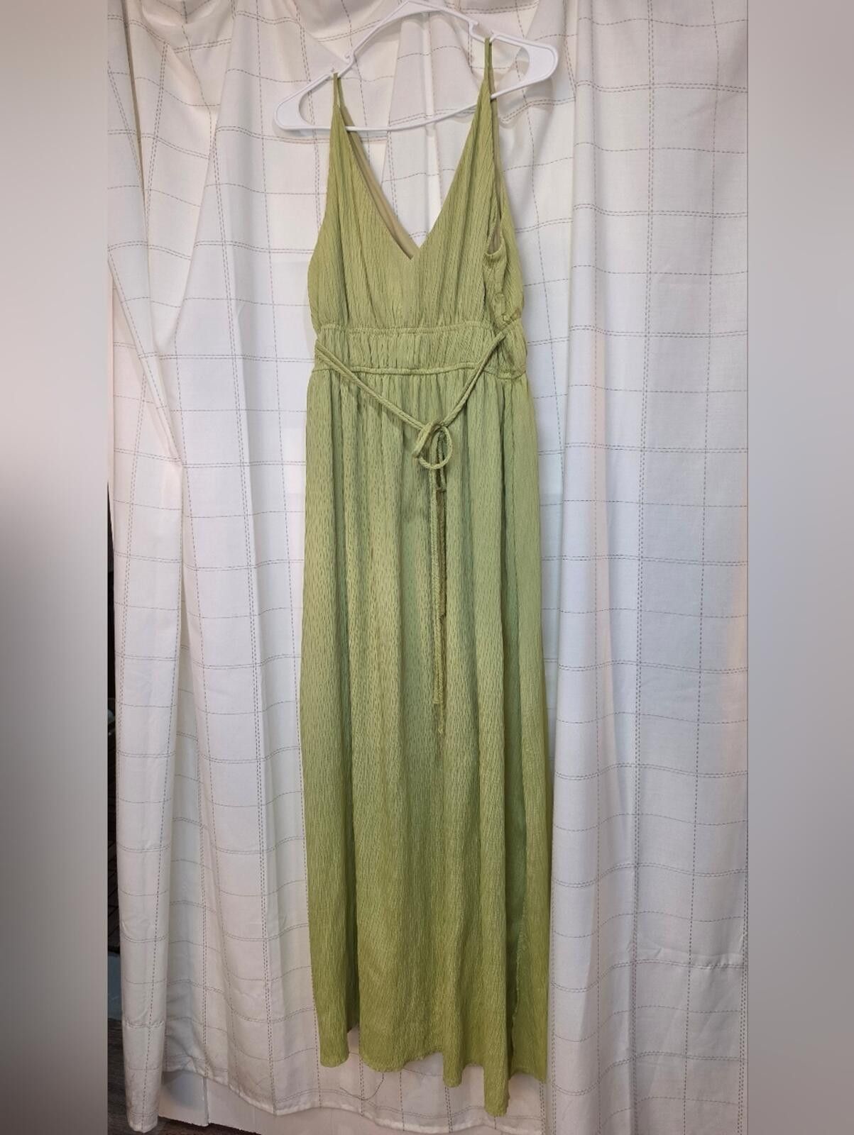 Ann Taylor Taylor Sleeveless V Neck Dress Size M / US 6-8 / IT 42-44 - 1 Thumbnail