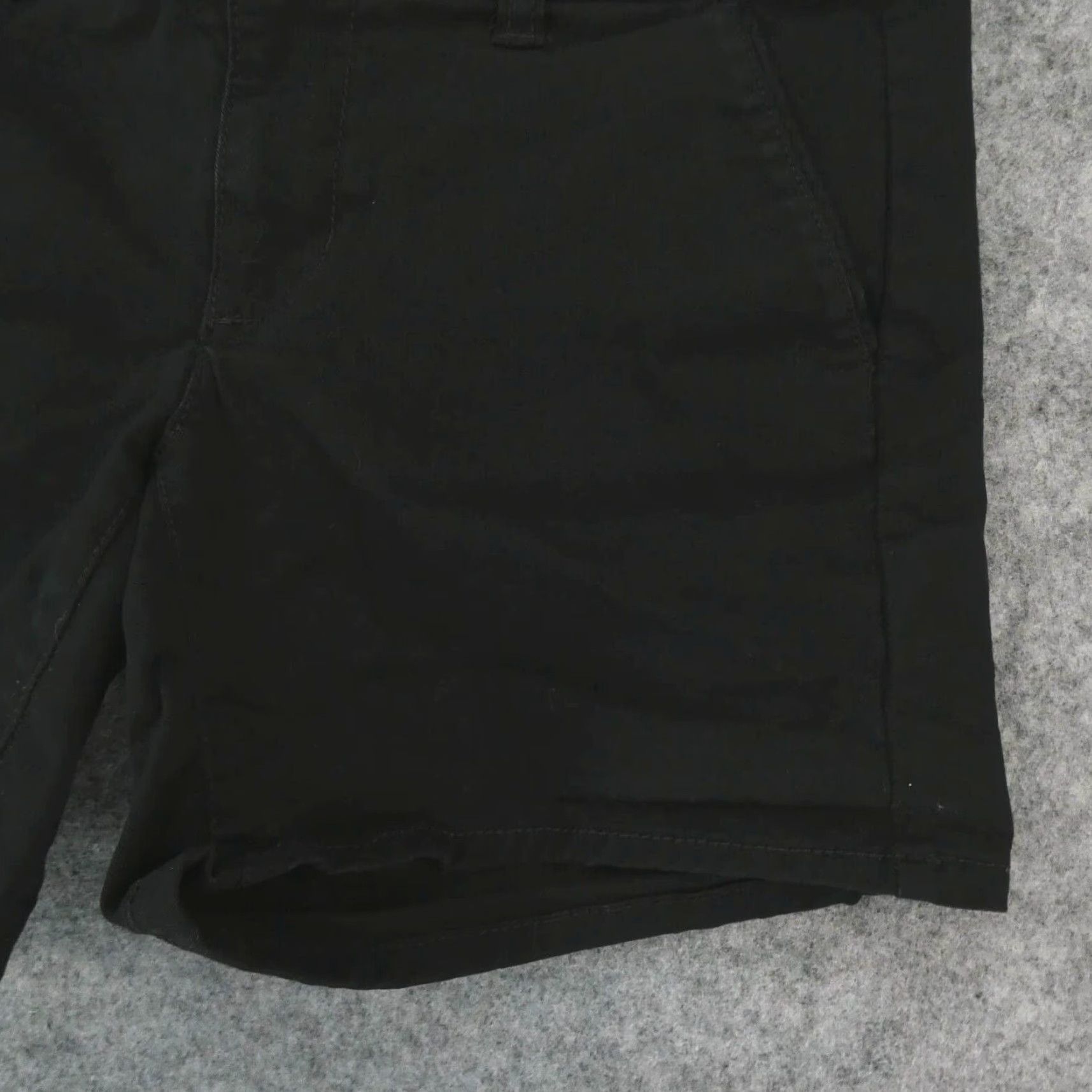 American Eagle Outfitters American Eagle Shorts 0 Stretch Chino Flat Front Midi Black Womens Size 28" / US 6 / IT 42 - 4 Thumbnail