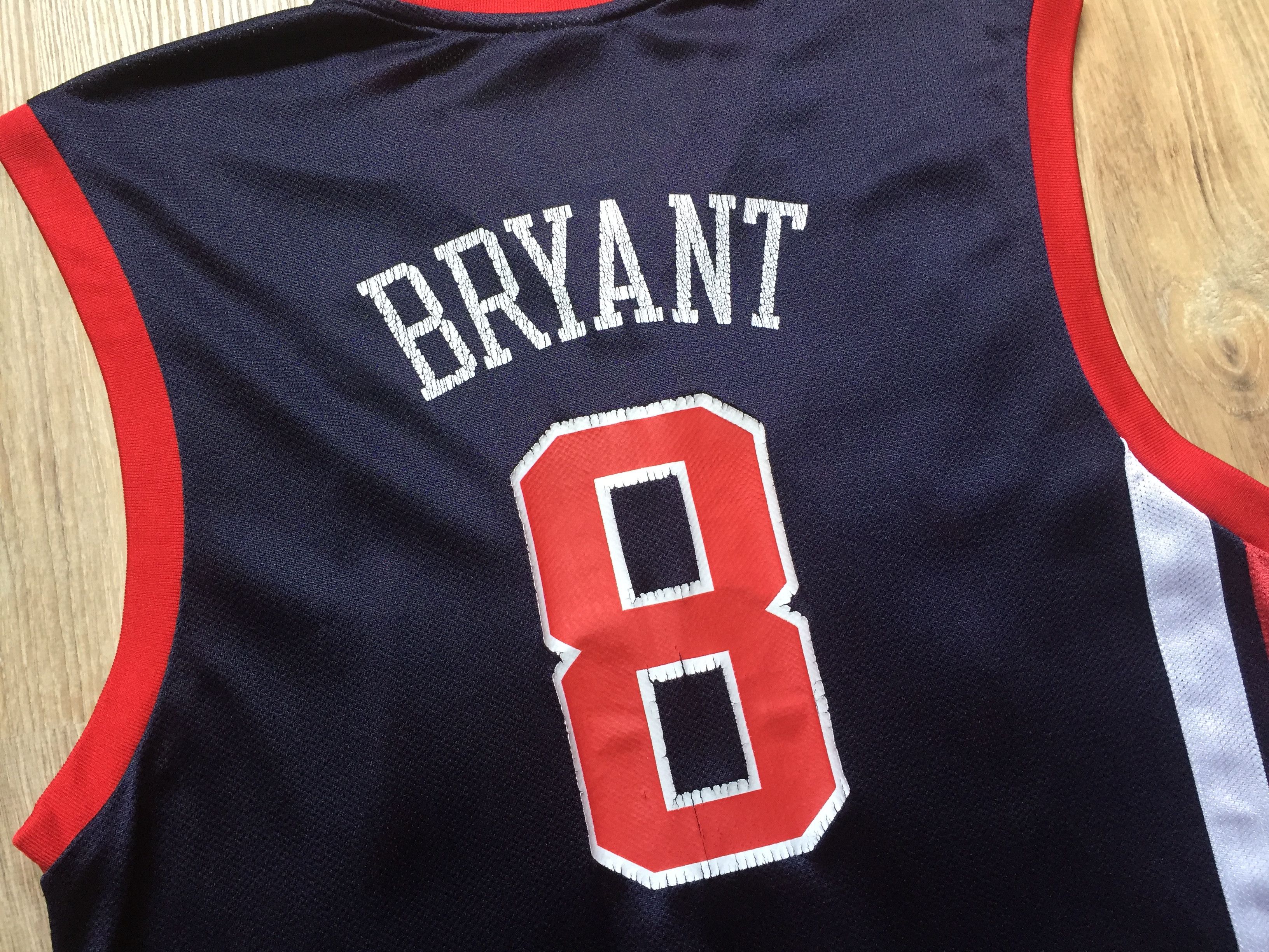 NBA × Reebok × Vintage Vintage Reebok USA Basketball Kobe Bryant #8 Jersey Size US M / EU 48-50 / 2 - 6 Thumbnail