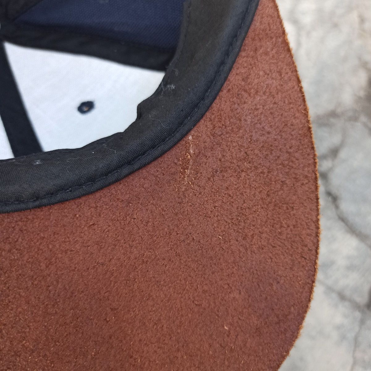 Leather × Vintage Fox fire hat with bold leather visor Size ONE SIZE - 20 Thumbnail
