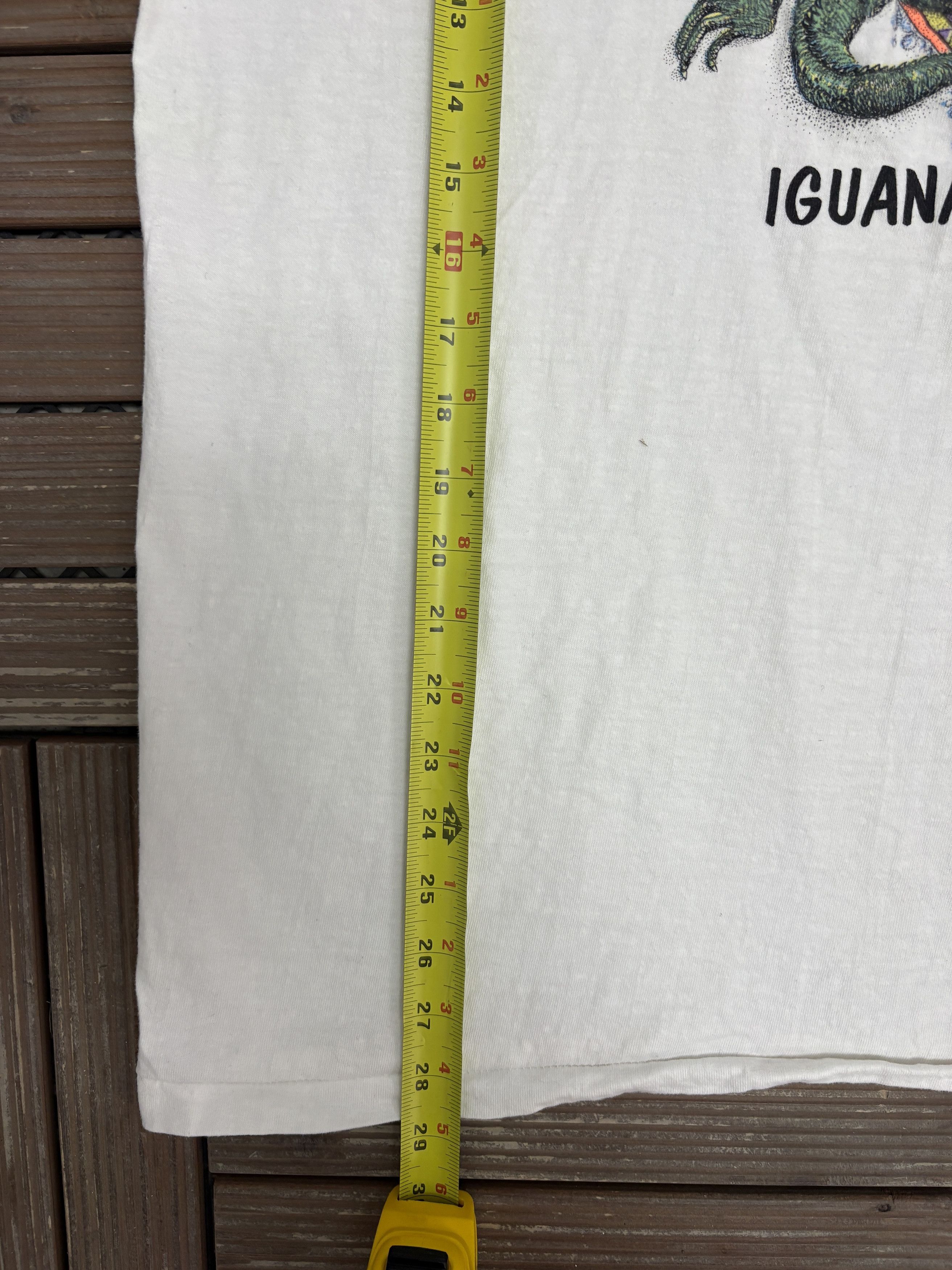 Vintage St. John Iguana House Vintage White T-Shirt Tee Size US XL / EU 56 / 4 - 8 Thumbnail