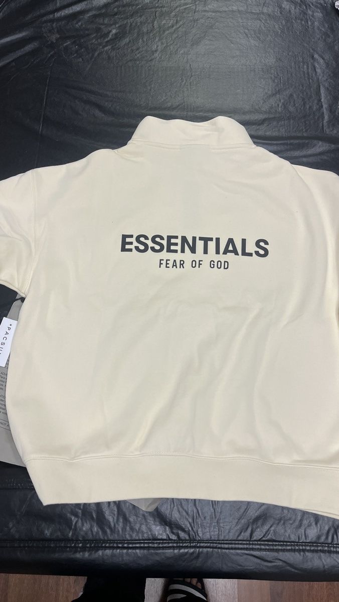Essentials FOG Essentials Mock Zip Buttercream SS 21 Size Small Size US S / EU 44-46 / 1 - 1 Thumbnail