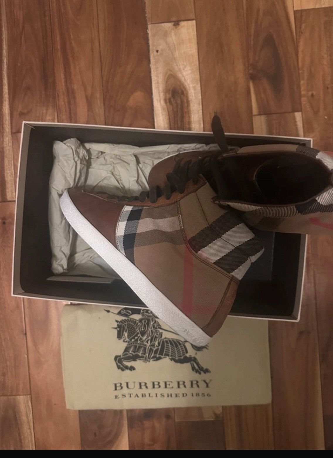 Burberry Burberry Canvas Size US 9 / EU 42 - 2 Thumbnail