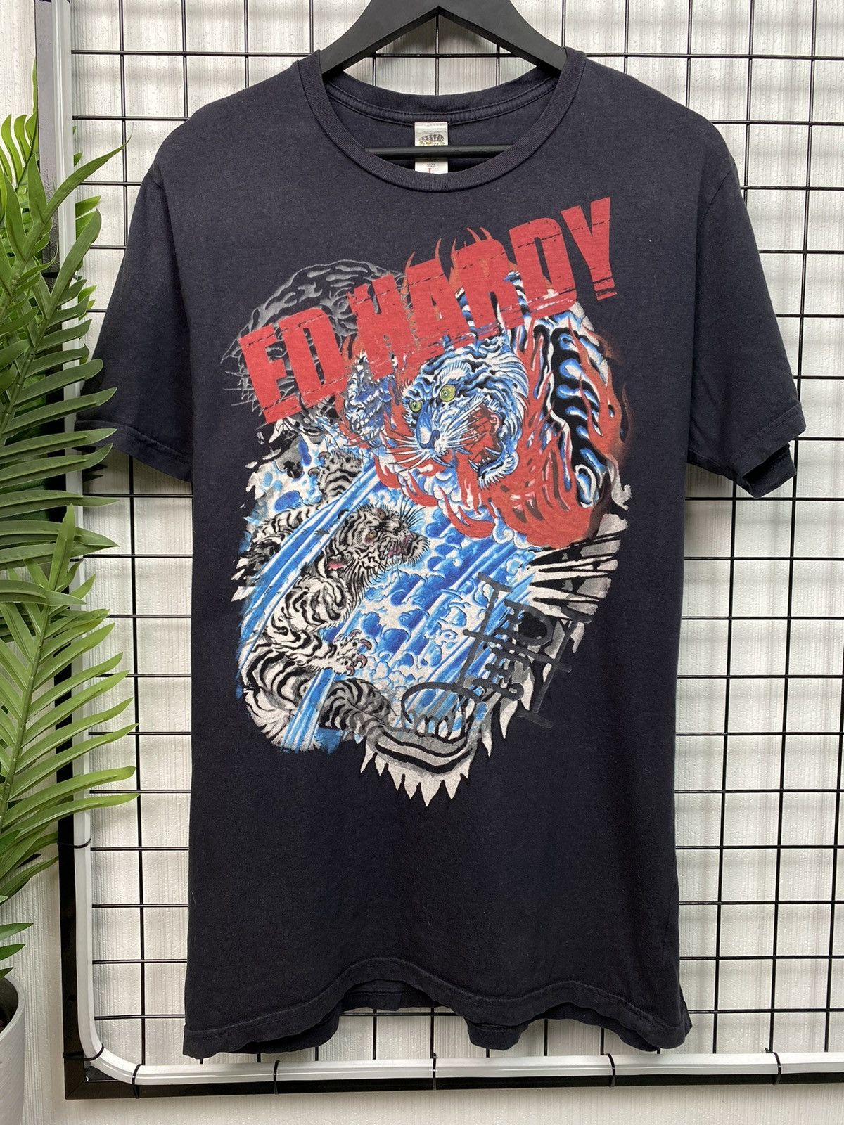 Christian Audigier × Ed Hardy × Vintage Ed Hardy Tiger Print T Shirt Christian Audigier tee Men’s L Size US L / EU 52-54 / 3 - 5 Thumbnail