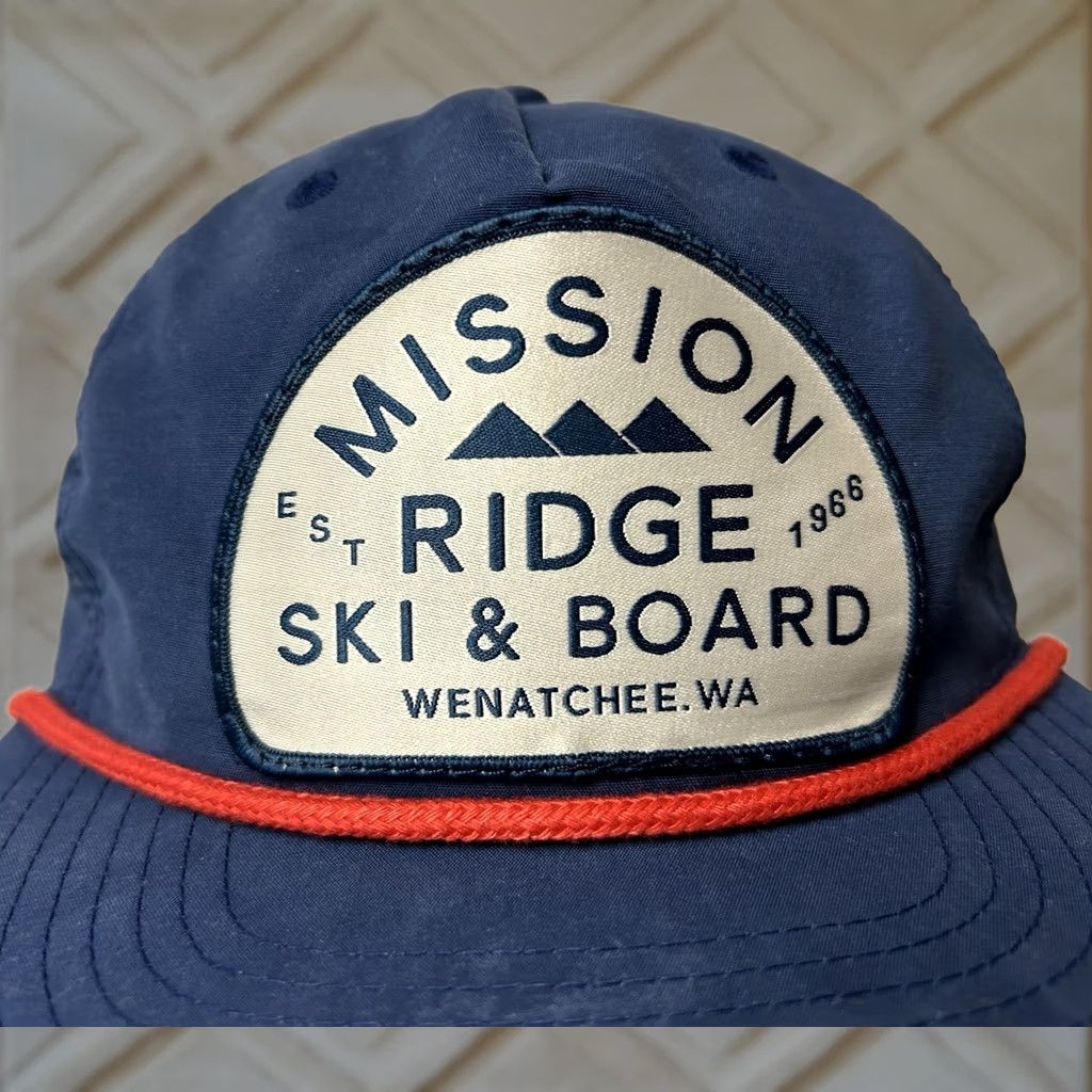 Commission VINTAGE Mission Ridge Ski & Board Wenatchee Washington Patch Rope Snapback Hat Size ONE SIZE - 1 Thumbnail
