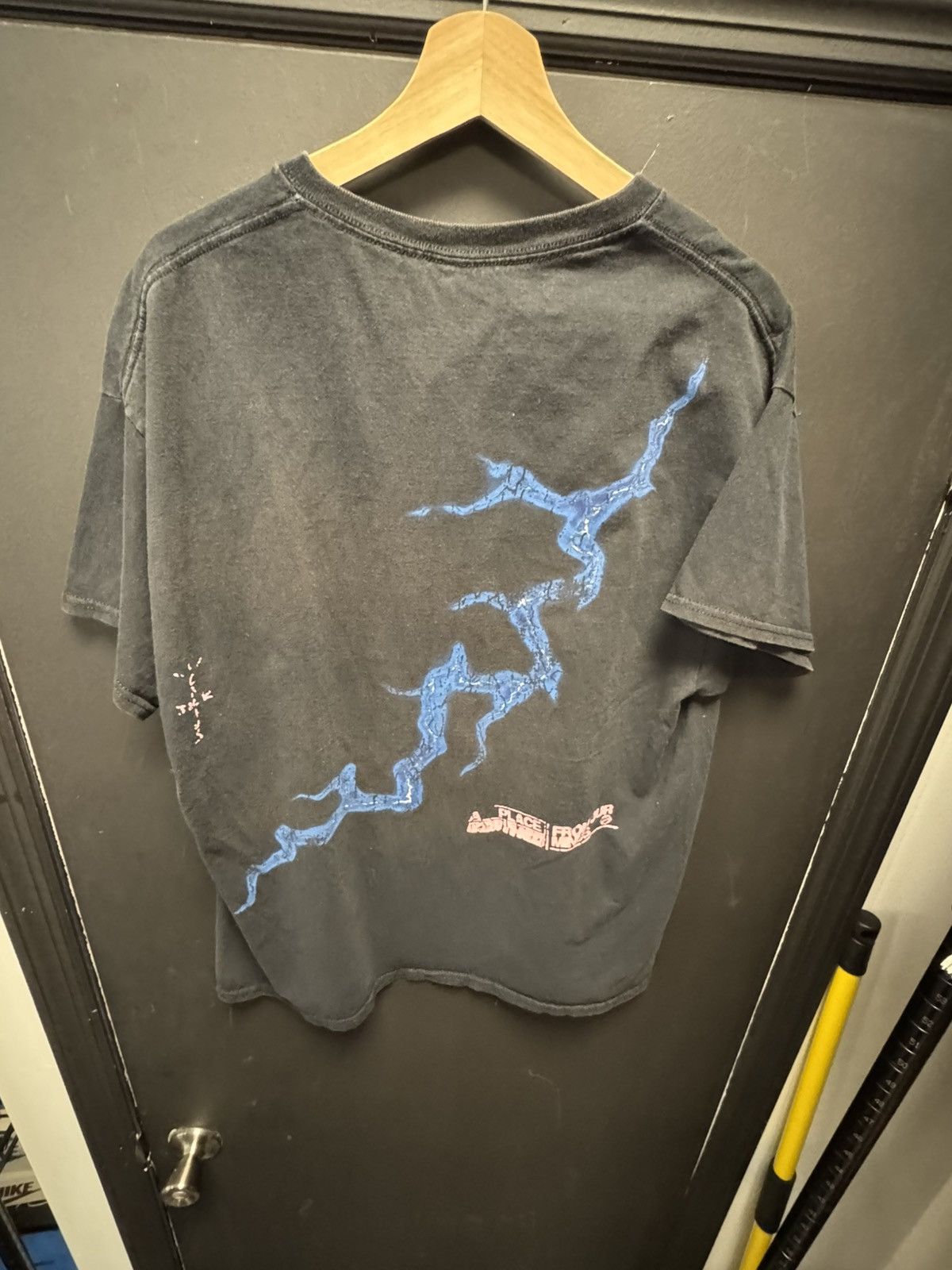 Fragment Design × Travis Scott Travis Scott Cactus Jack For Fragment Danger Tee Black Size US L / EU 52-54 / 3 - 2 Thumbnail