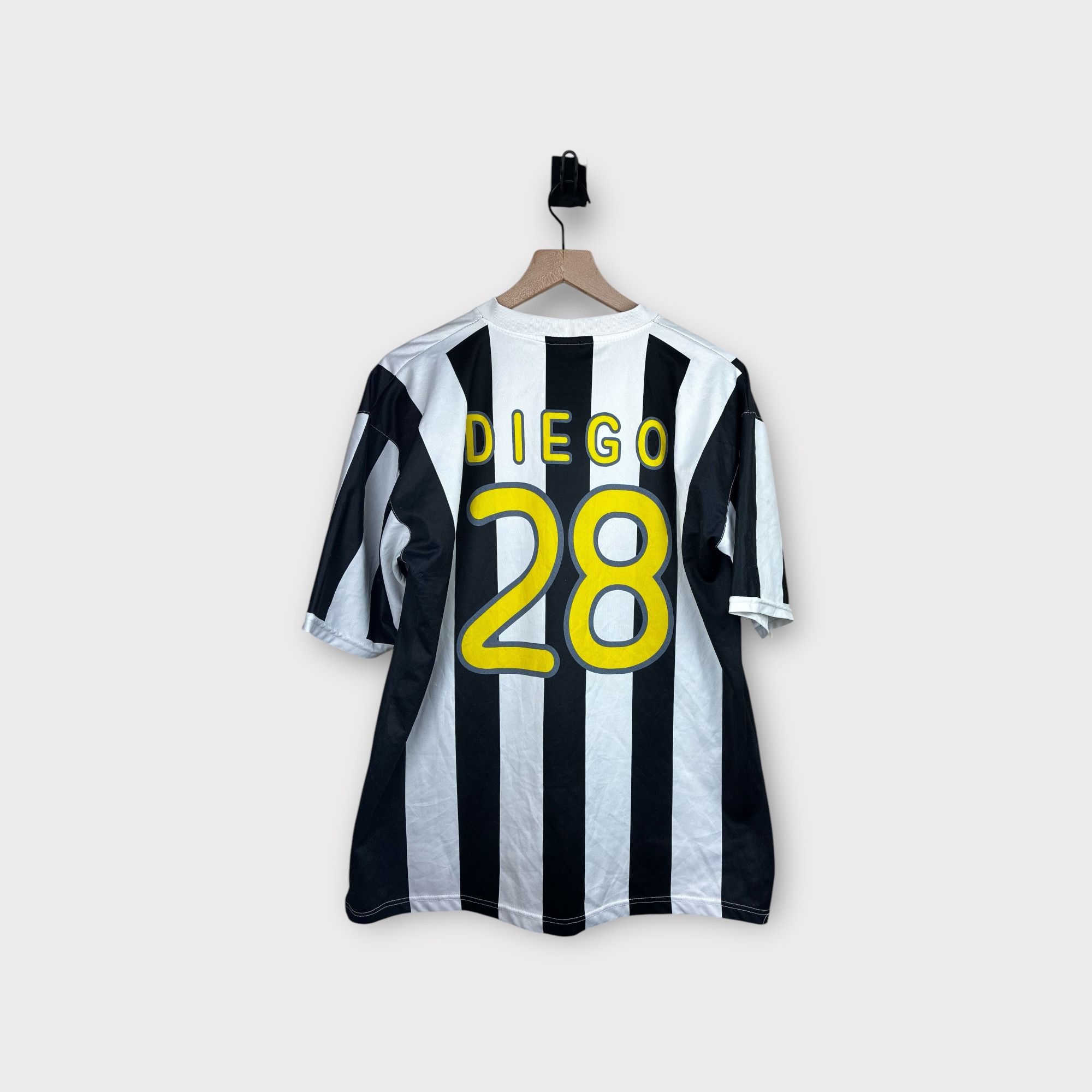 Vintage New Holland Fiat Group Juventus #28 Deigo Soccer Jersey Size US M / EU 48-50 / 2 - 2 Thumbnail