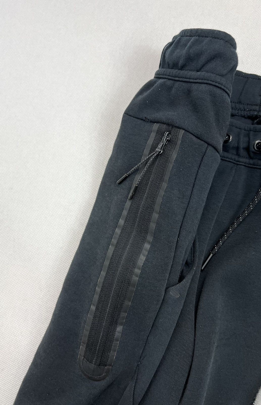 Nike Spodnie Nike Tech Fleece NSW Black Dresy Size US 34 / EU 50 - 4 Thumbnail