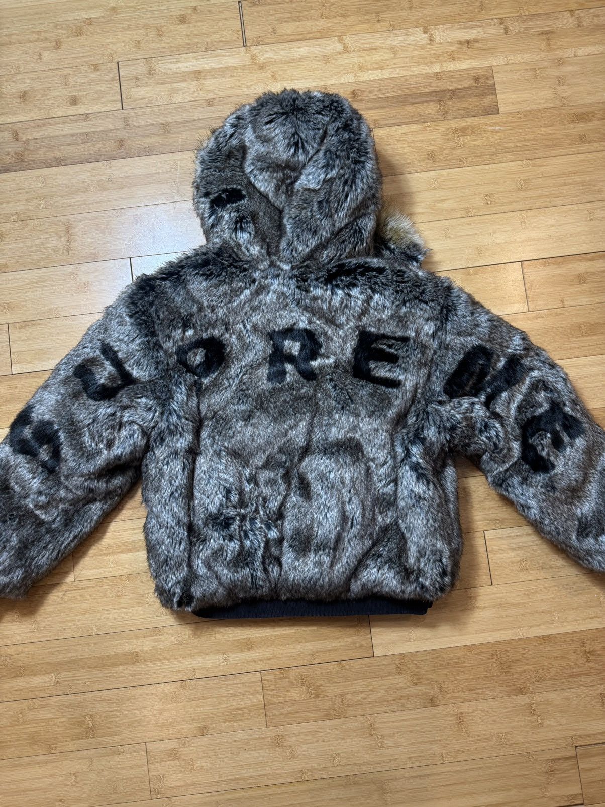 Supreme Supreme Reversible Faux Fur Hooded Work Jacket Black Size S Size US S / EU 44-46 / 1 - 2 Thumbnail