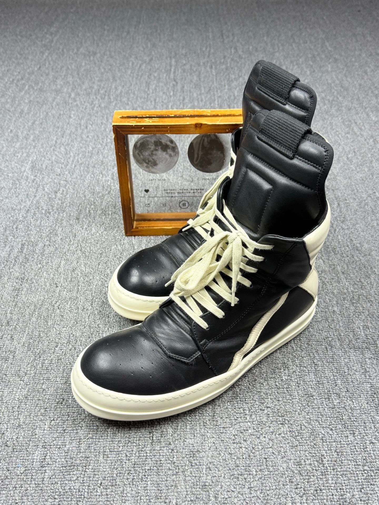 Rick Owens Rick Owens Black Hitop Sneakers 10 Men Size US 10 / EU 43 - 1 Thumbnail