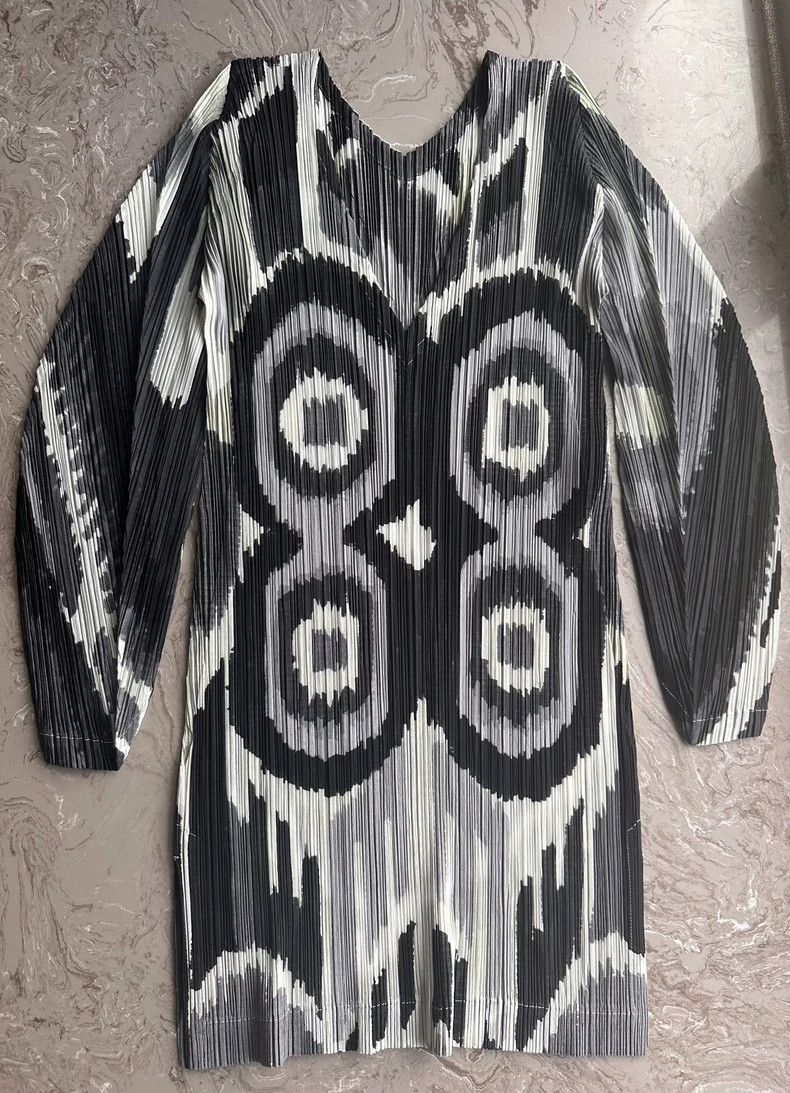 Issey Miyake Issey Miyake size:3 Black futuristic technology top Size XS / US 0-2 / IT 36-38 - 1 Thumbnail